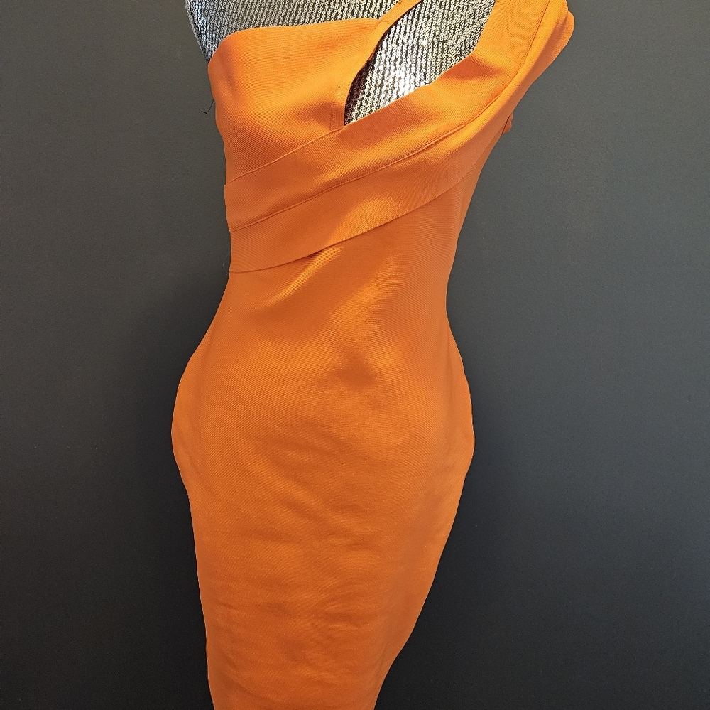 Size Large-xLarge Orange dress